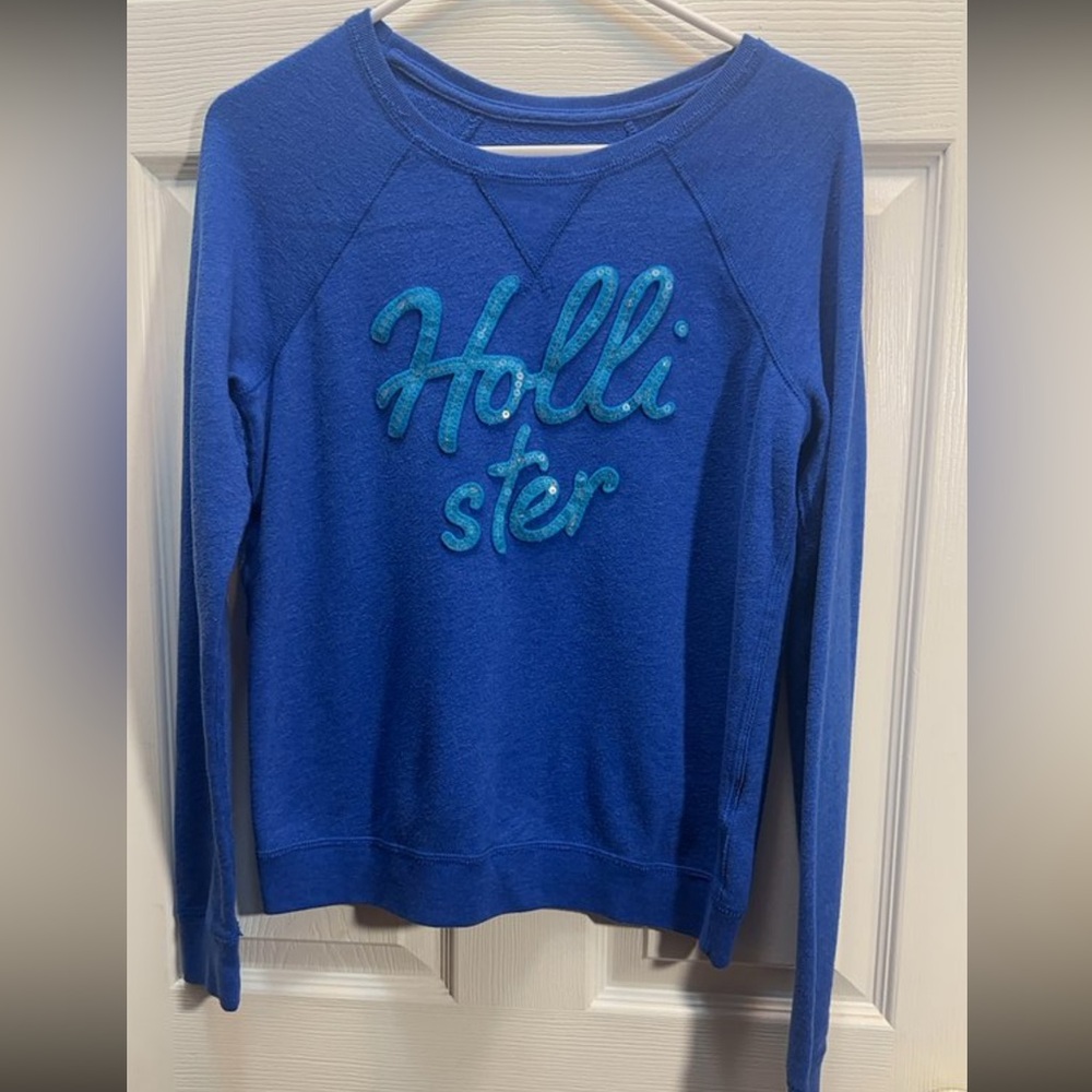 Hollister Royal Blue Crewneck Sweatshirt with Teal Script Logo